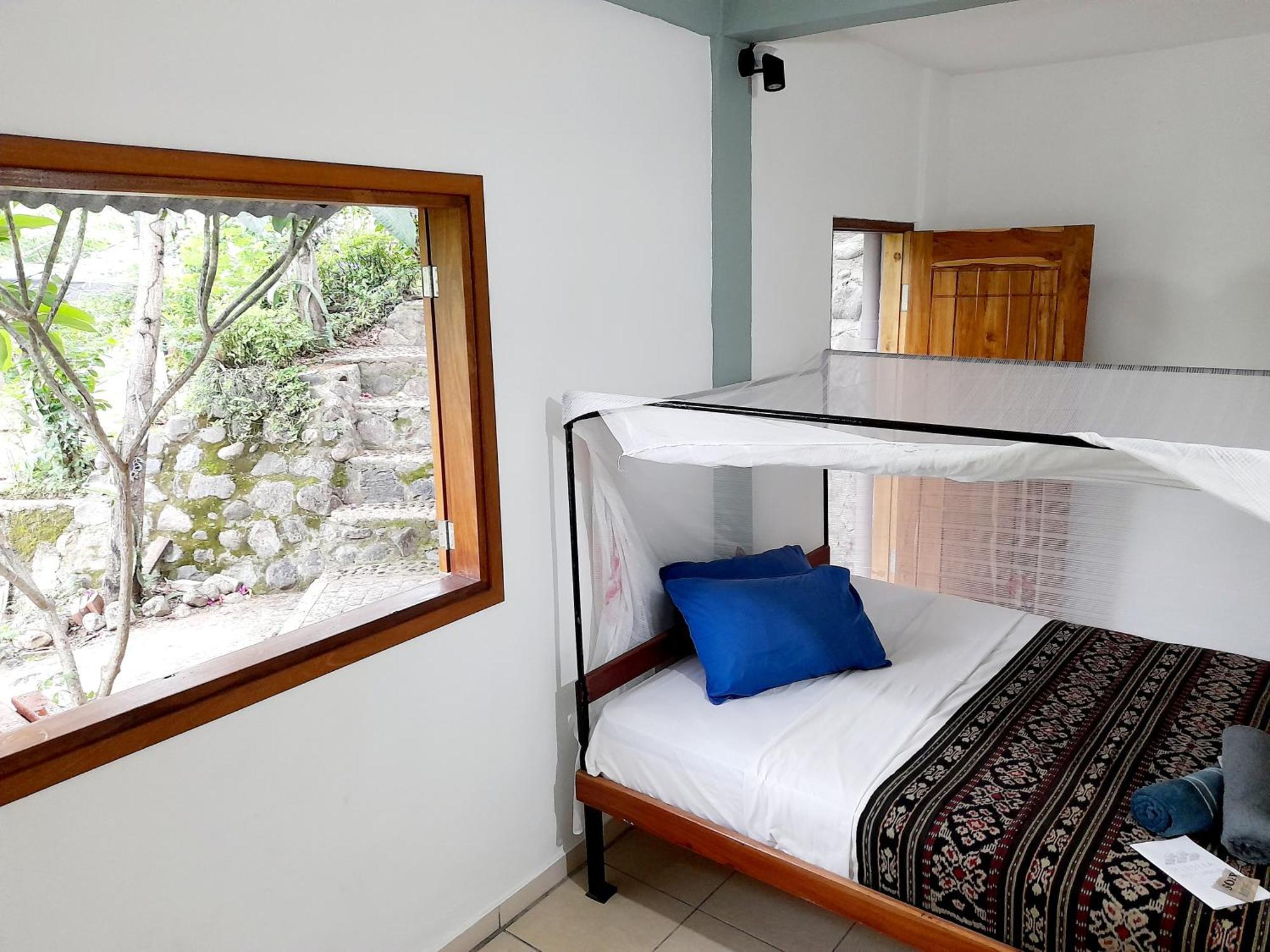 Merdeka House Maluk Стая снимка